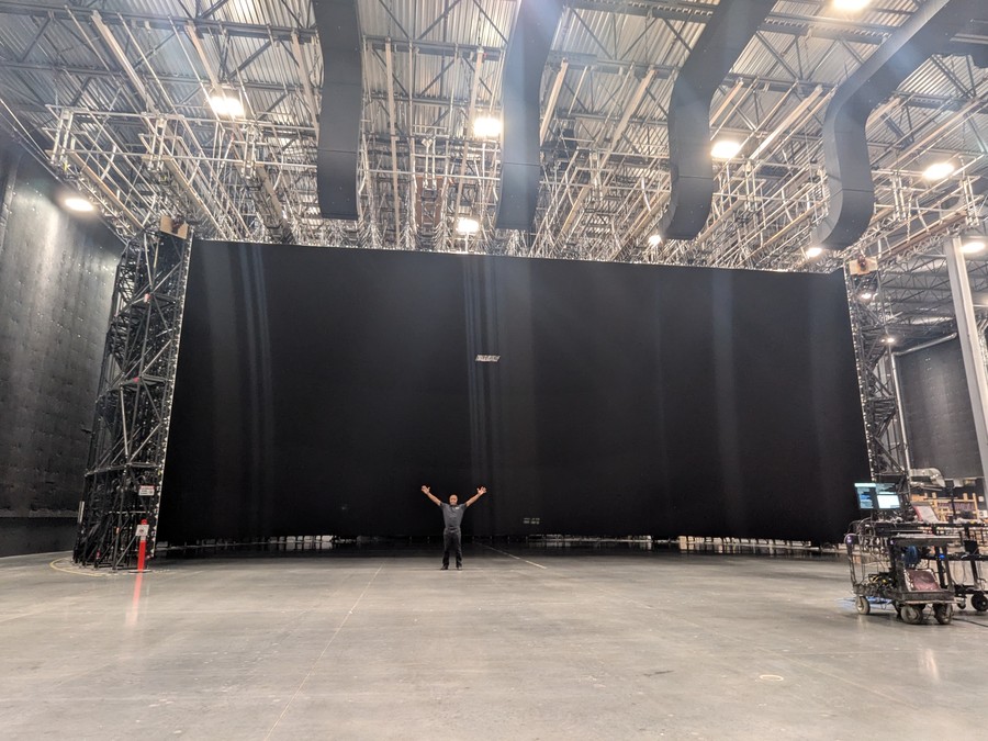 Editorial quality visual